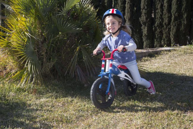 Niña-bicicleta-imaginarium